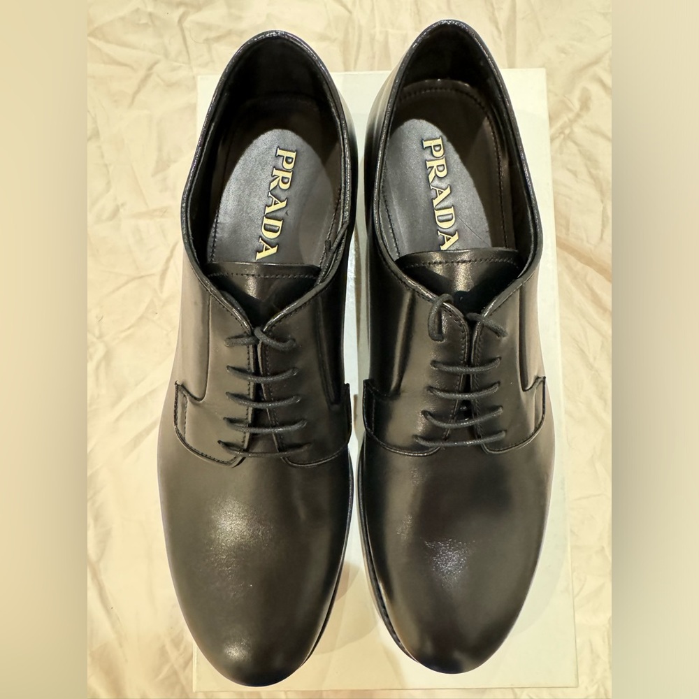 Prada Lace up black size 7,5